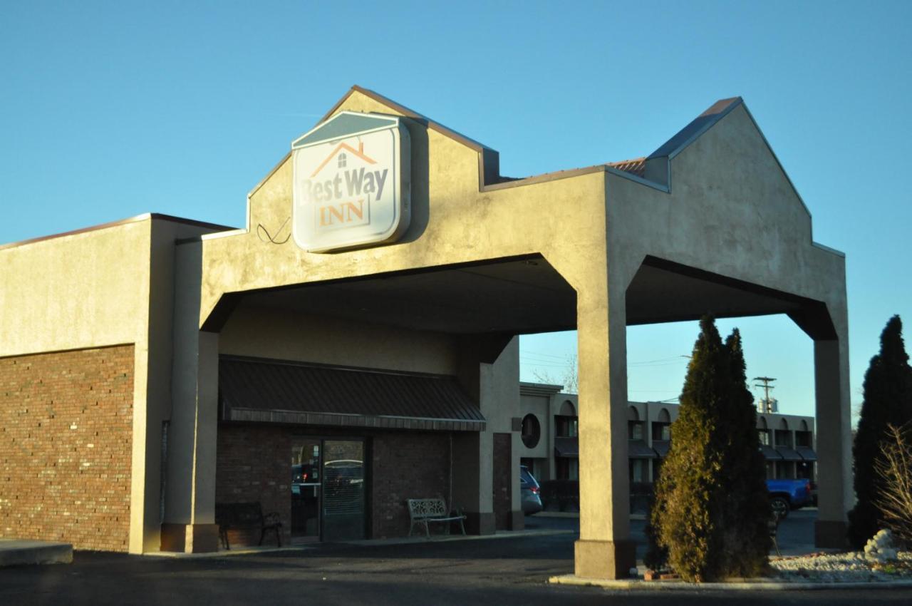 Bestway Inn - Madison Bagian luar foto