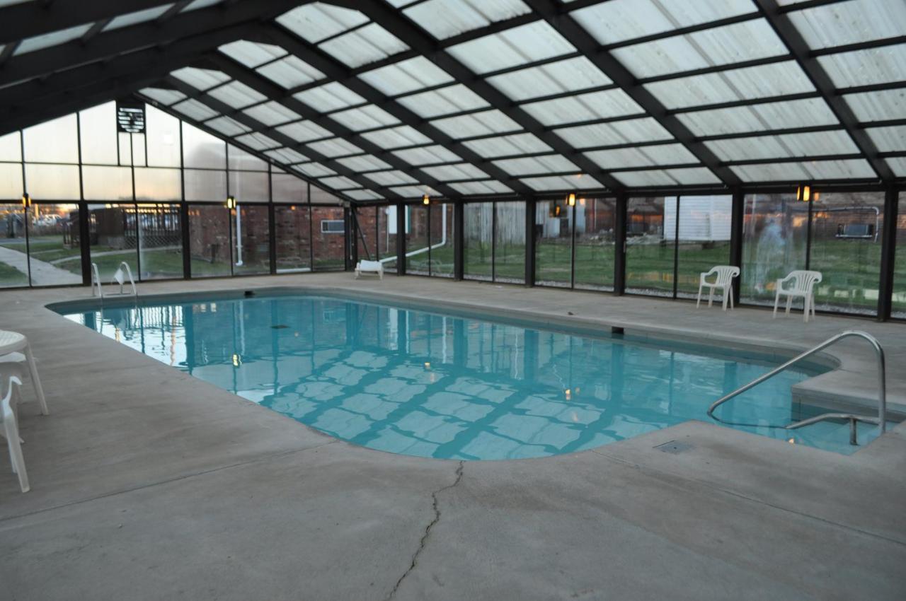 Bestway Inn - Madison Bagian luar foto