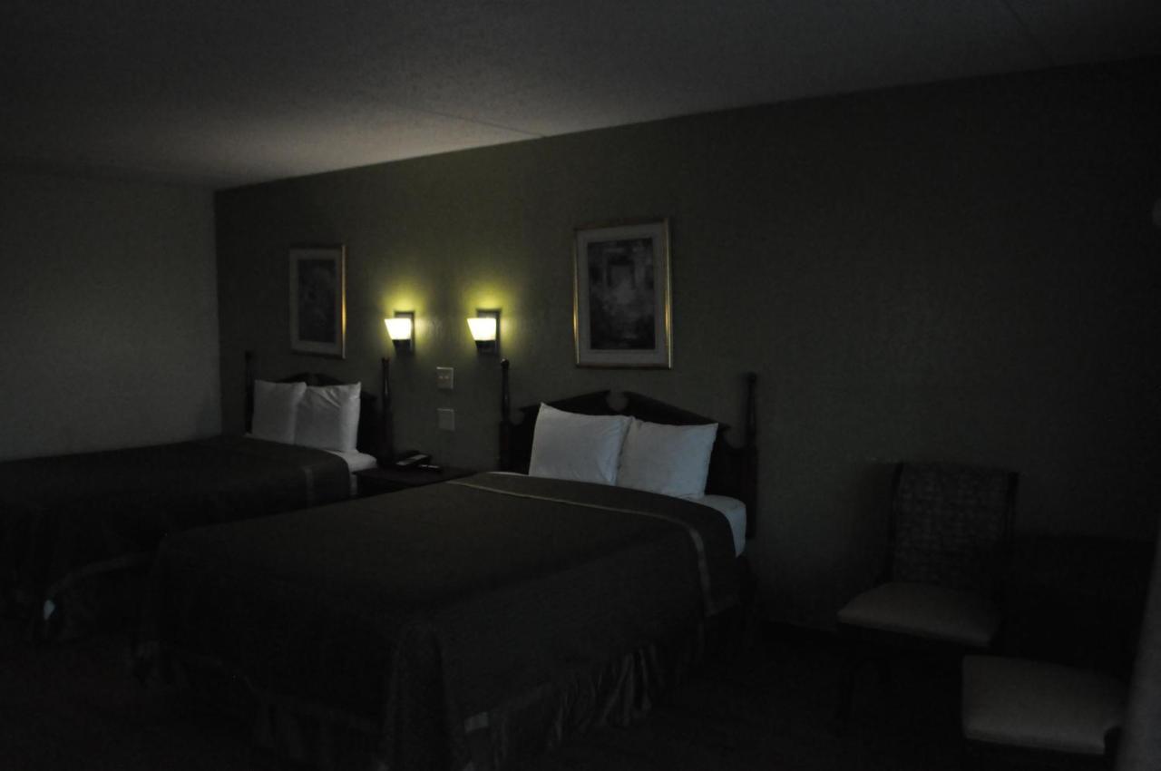 Bestway Inn - Madison Bagian luar foto